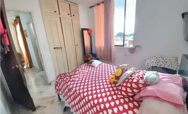 Apartamento Duplex al mejor precio cuarto piso ubicado enen Palmira