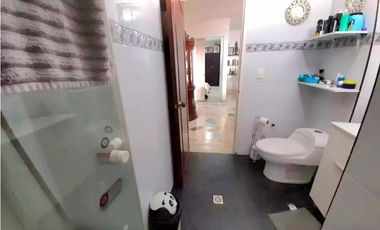 Apartamento Duplex al mejor precio cuarto piso ubicado enen Palmira