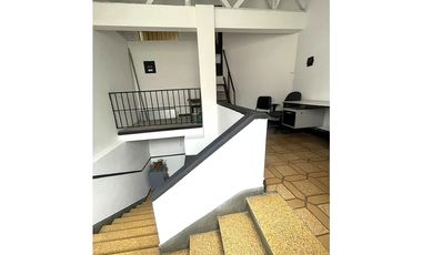 Se Vende Oficina junto a la plaza Bolívar de Pereira, Risaralda