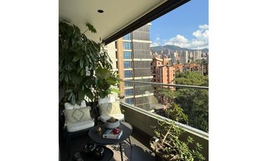 En venta apartamento en las lomas. El.poblado