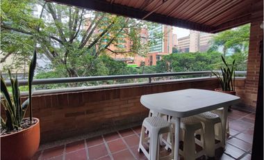 En venta oficina en milla de oro poblado. Medellín.118 mts