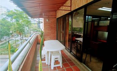 En venta oficina en milla de oro poblado. Medellín.118 mts