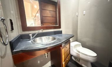 En venta oficina en milla de oro poblado. Medellín.118 mts