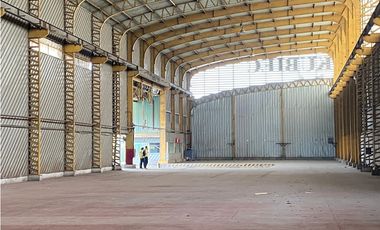 GUAYAQUIL PERIMETRAL Vendo / alquilo nave industrial 11106 m2