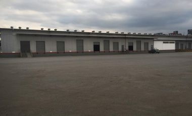 Perimetral Norte de Guayaquil se vende complejo de bodegas