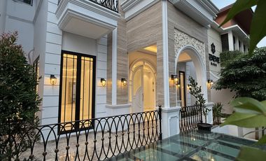 RUMAH MEWAH DALAM KOMPLEK CILANDAK JAKARTA SELATAN
