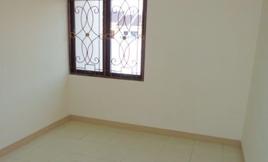 Dijual cepat rumah daerah harapan mulya.