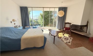 Casa 4 amb. Zona Los Troncos