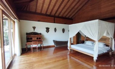 Villa Mewah View Ayung River dan Gunung di Ubud