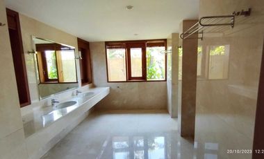 Villa Mewah View Ayung River dan Gunung di Ubud