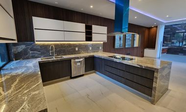 Casa en Venta Altozano Fraccionamiento Residencial