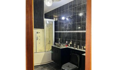 Vendo alquilo, casa Ancon paraíso remodelada, amplia como nueva