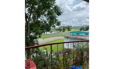 Vendo alquilo, casa Ancon paraíso remodelada, amplia como nueva