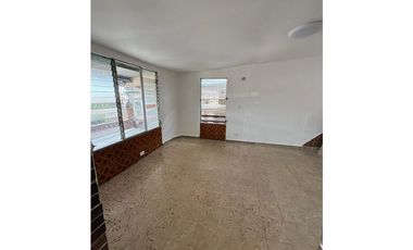 Vendo casa en las Acasias