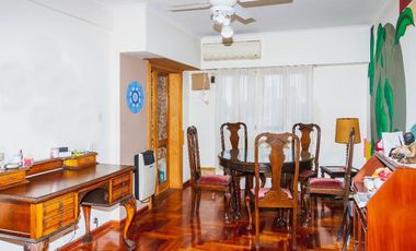 SE VENDE SEMIPISO 2 DOR Y COCHERA 9 DE JULIO 1800