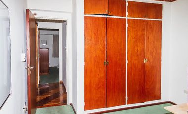 SE VENDE SEMIPISO 2 DOR Y COCHERA 9 DE JULIO 1800