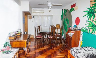 SE VENDE SEMIPISO 2 DOR Y COCHERA 9 DE JULIO 1800