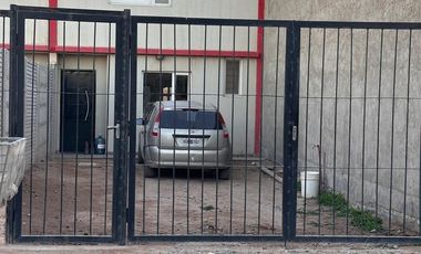 VENTA DUPLEX DOS DORMITORIOS, JUAN PABLO II