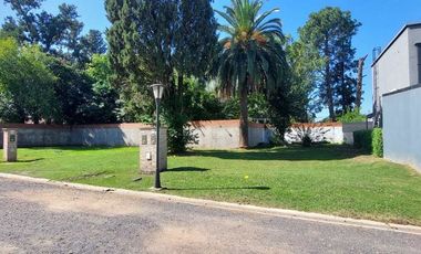 Venta de Lote en Barrio Cerrado LAS MAGNOLIAS