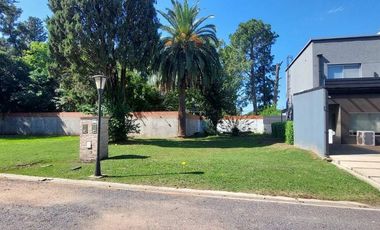 Venta de Lote en Barrio Cerrado LAS MAGNOLIAS