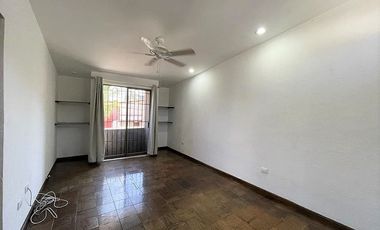 CASA RENTA SAN JERÓNIMO