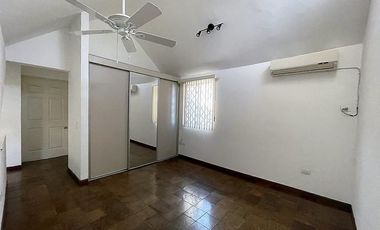 CASA RENTA SAN JERÓNIMO