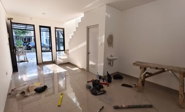 Disewa Rumah Green Park Daan Mogot