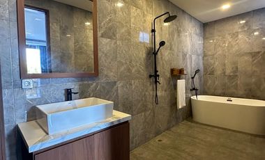 VILLA BRAND NEW 4BR FURNISHED WITH ROOFTOP VIEW LAUT NUSA DUA