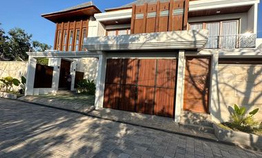 VILLA BRAND NEW 4BR FURNISHED WITH ROOFTOP VIEW LAUT NUSA DUA