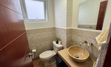 RENTA CASA EN VILLA REGINA METEPEC