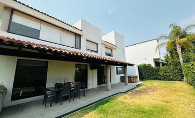 VENTA CASA:  RESIDENCIAL EL CAMPANARIO,  QUERÉTARO.