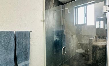 VENTA CASA:  RESIDENCIAL EL CAMPANARIO,  QUERÉTARO.