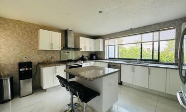 VENTA CASA:  RESIDENCIAL EL CAMPANARIO,  QUERÉTARO.