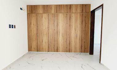 Casa en VENTA CON AMPLIO TERRENO fracc LOMAS RESIDENCIAL