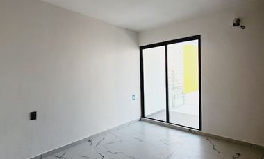 Casa en VENTA CON AMPLIO TERRENO fracc LOMAS RESIDENCIAL