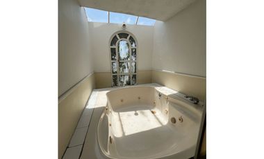 Renta Oficinas o Casa en el Centro, cerca de Parque Hidalgo