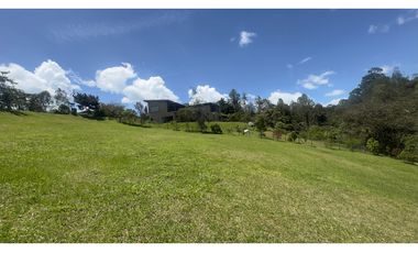 LOTE EN PARCELACIÓN EL RETIRO SMG