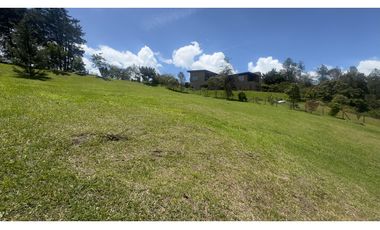 LOTE EN PARCELACIÓN EL RETIRO SMG