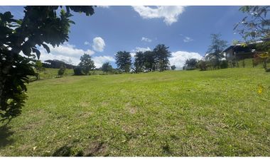 LOTE EN PARCELACIÓN EL RETIRO SMG