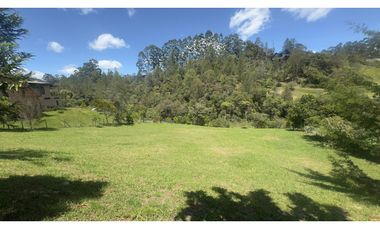 LOTE EN PARCELACIÓN EL RETIRO SMG