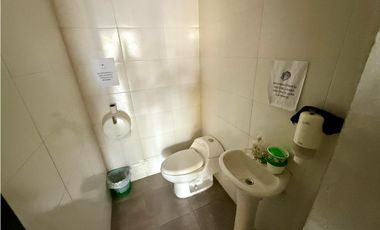 SE VENDE Y/O ARRIENDA EDIFICIO COMERCIAL - MANGA