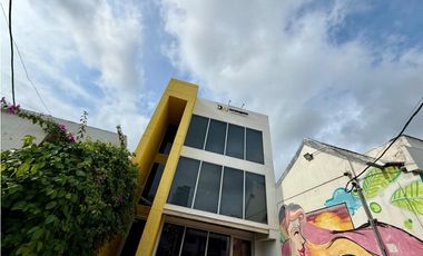 SE VENDE Y/O ARRIENDA EDIFICIO COMERCIAL - MANGA