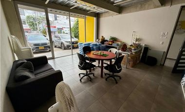 SE VENDE Y/O ARRIENDA EDIFICIO COMERCIAL - MANGA