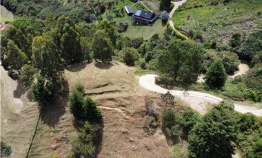 Hermoso Lote en venta – Vereda La Miel, Caldas