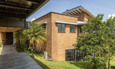 Casa en Venta en Sabaneta