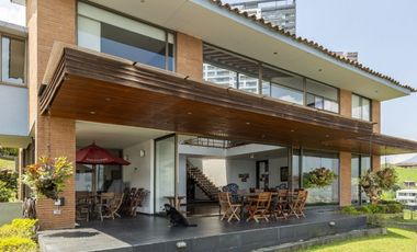 Casa en Venta en Sabaneta