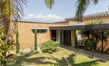 Casa en Venta en Sabaneta