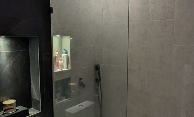 Villa Mewah Minimalis 2 Lantai View Sawah Dekat Pantai Saba