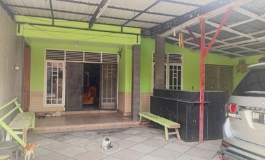 Dijual Rumah di Jl Iklas / Bukit Barisan Pekanbaru