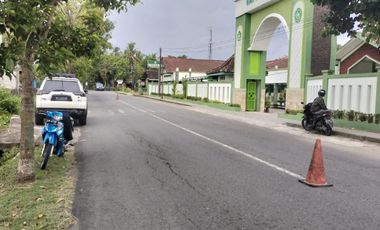 Tanah Dijual Tepi jl Mandung dekat kampus UNY wates